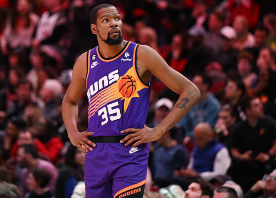 Kevin durant rumors star not keen on staying with suns but isnt demanding trade