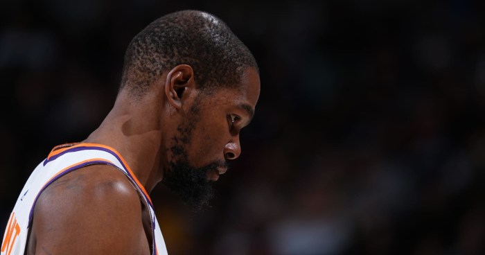 Kevin durant rumors star not keen on staying with suns but isnt demanding trade