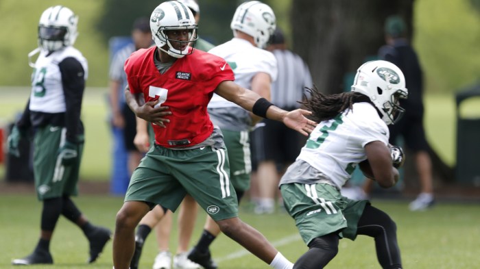 5 nfl training camp battles that fantasy football managers should keep an eye on