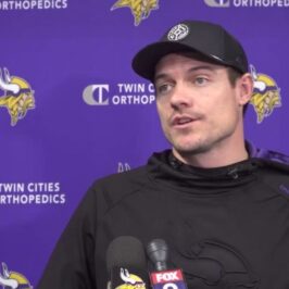 Vikings hc kevin oconnell all options are on the table for qb for week 18