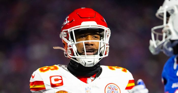 Nfl rumors chiefs trending toward giving ljarius sneed franchise tag ahead of fa