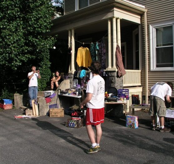 Daily news yard sales