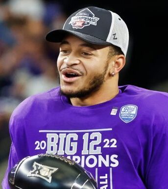 Cowboys rb deuce vaughn says hes getting reps at slot wr just adds another value